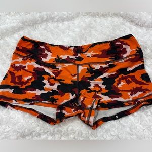 Fleo XL Orange Camo Good Condition